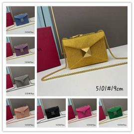 Picture of Valentino Lady Handbags _SKUfw126090117fw